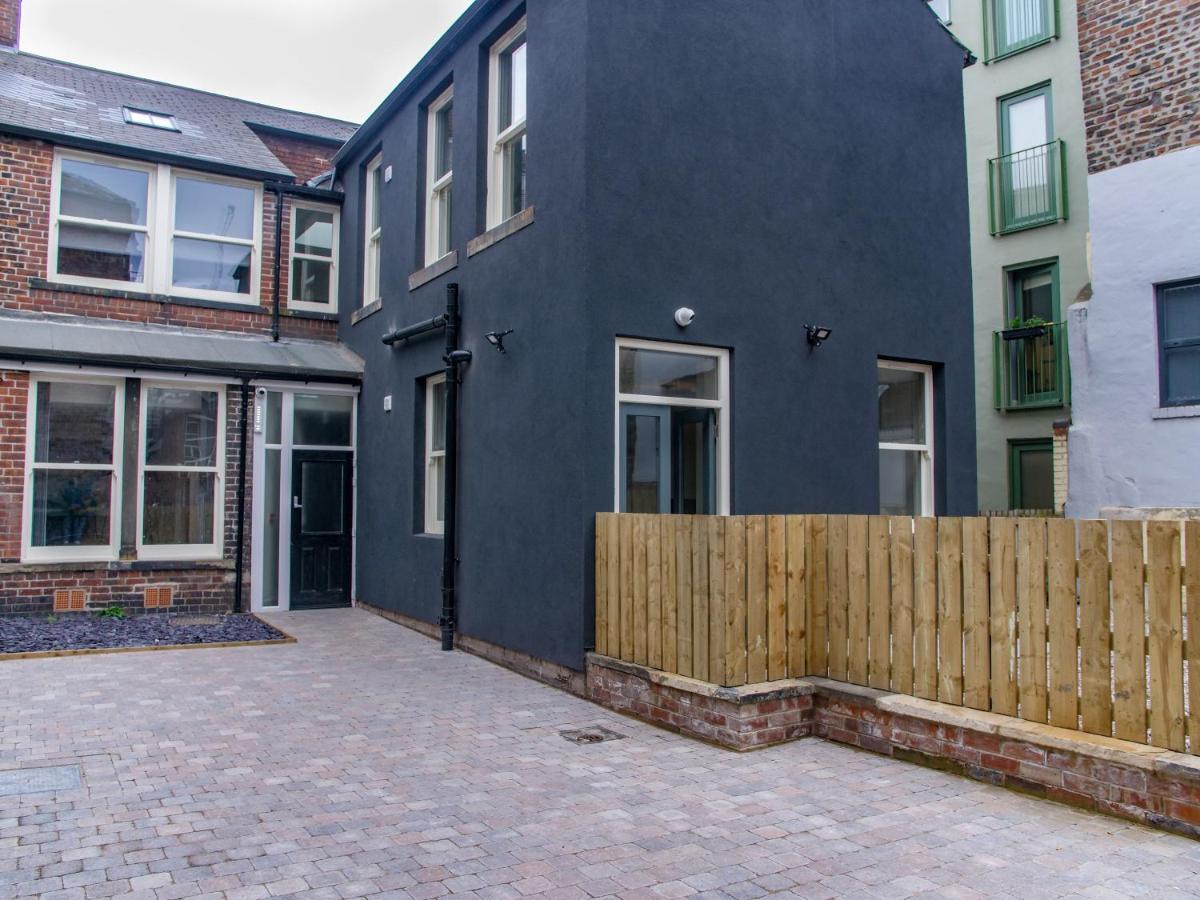 Spacesavers At Figtree Lane Sheffield Exterior photo
